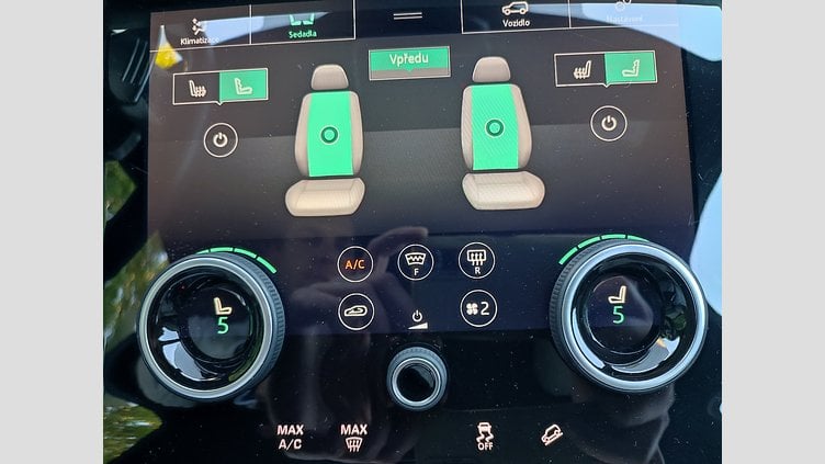 2020 JAZDENÉ VOZIDLÁ Land Rover Range Rover Velar Yulong White 4x4 3.0D I6 D300 MHEV R-Dynamic HSE AWD A/T