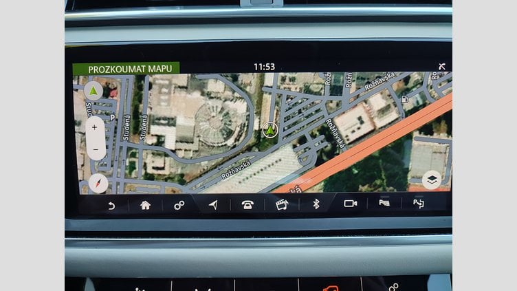 2020 JAZDENÉ VOZIDLÁ Land Rover Range Rover Velar Yulong White 4x4 3.0D I6 D300 MHEV R-Dynamic HSE AWD A/T