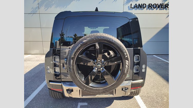 2021 JAZDENÉ VOZIDLÁ Land Rover Defender 110 Carpatian Grey 4x4 3.0 I6 P400 MHEV X A/T AWD