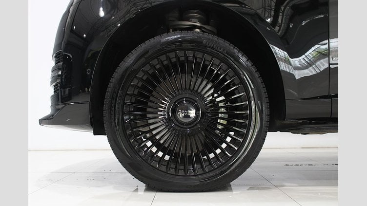 2023 อนุมัติ Land Rover Range Rover Santorini Black 4.4 litre V8 530PS Twin Turbocharged Petrol LWB Autobiography