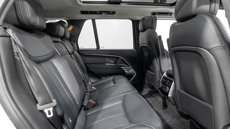2022 Approved Land Rover Range Rover Fuji White D350 HSE SWB