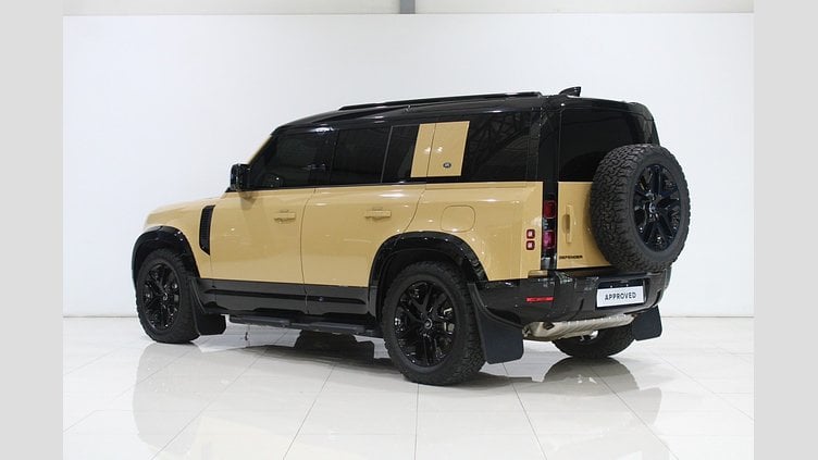 2024 อนุมัติ Land Rover Defender 110 Fuji White P400e AWD AUTOMATIC PHEV [1] SE