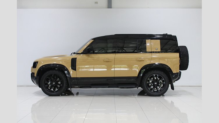 2024 อนุมัติ Land Rover Defender 110 Fuji White P400e AWD AUTOMATIC PHEV [1] SE