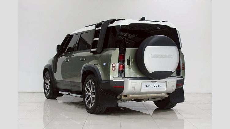 2024 อนุมัติ Land Rover Defender 110 Pangea Green P400e AWD AUTOMATIC PHEV SE