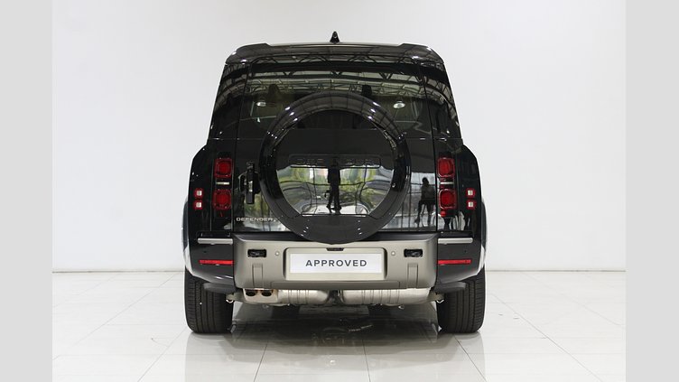 2024 อนุมัติ Land Rover Defender 110 Santorini Black 350PS Auto Diesel MHEV LWB X-Dynamic HSE 