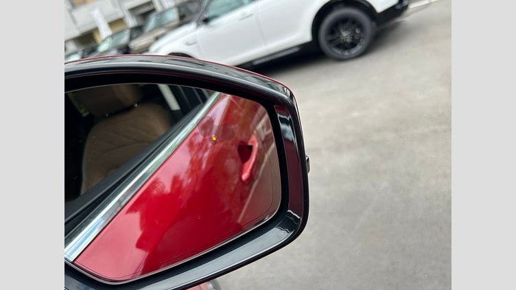 2023 認定中古車 Jaguar F-Pace Firenze Red 2.0Lガソリン　250P S