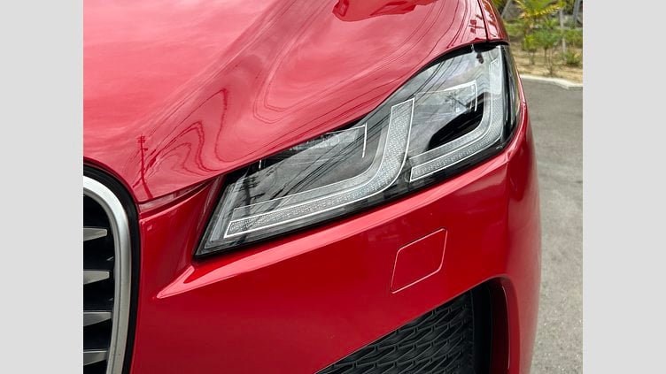 2023 認定中古車 Jaguar F-Pace Firenze Red 2.0Lガソリン　250P S