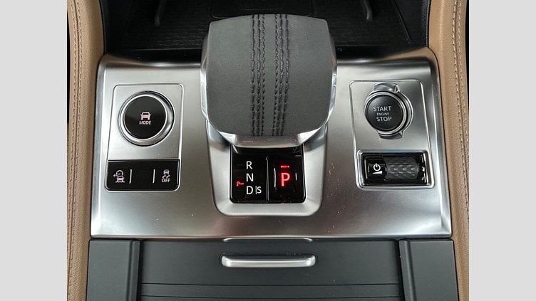 2023 認定中古車 Jaguar F-Pace Firenze Red 2.0Lガソリン　250P S