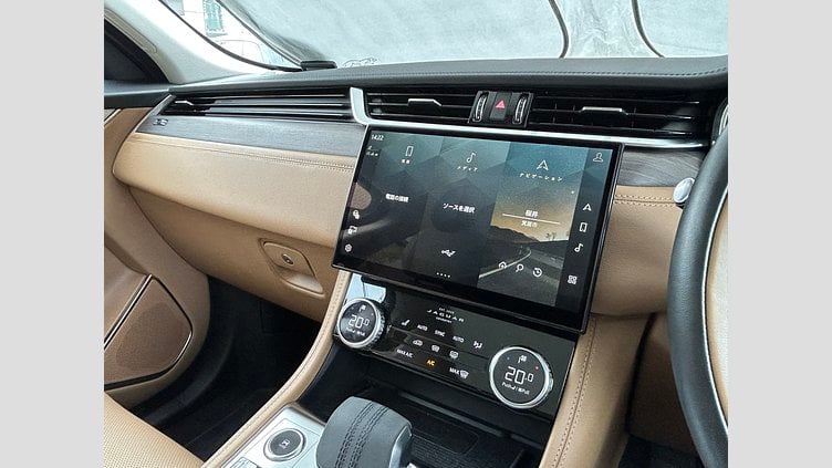 2023 認定中古車 Jaguar F-Pace Firenze Red 2.0Lガソリン　250P S