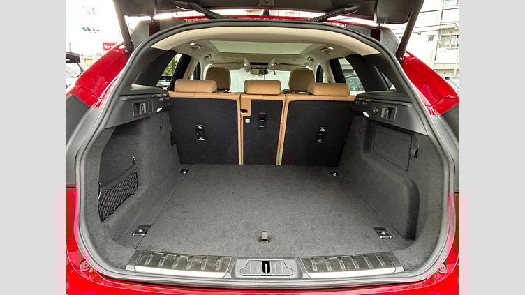 2023 認定中古車 Jaguar F-Pace Firenze Red 2.0Lガソリン　250P S