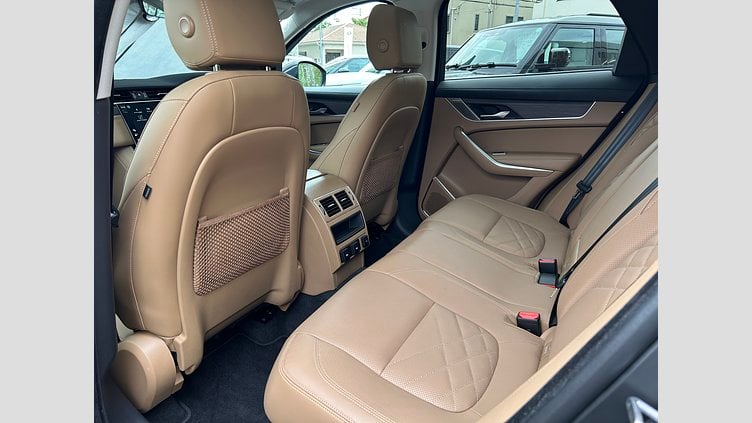 2023 認定中古車 Jaguar F-Pace Firenze Red 2.0Lガソリン　250P S