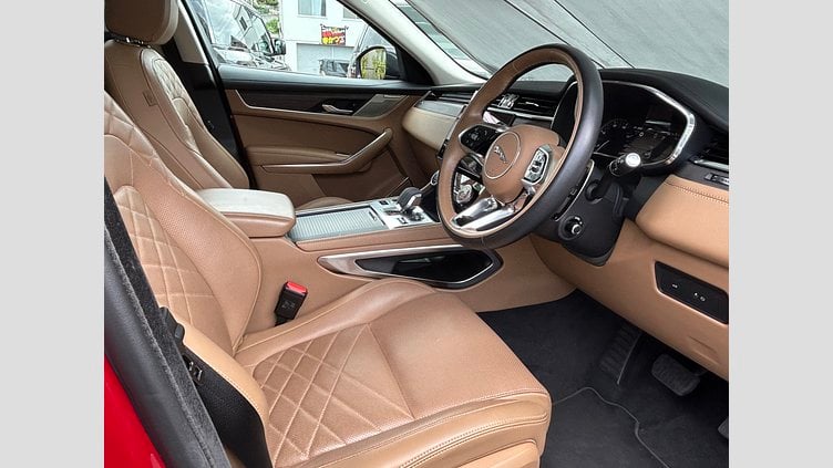 2023 認定中古車 Jaguar F-Pace Firenze Red 2.0Lガソリン　250P S