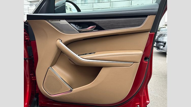 2023 認定中古車 Jaguar F-Pace Firenze Red 2.0Lガソリン　250P S
