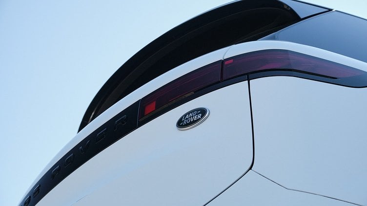 2023 Approved Land Rover Range Rover Sport Fuji White P400 Dynamic SE