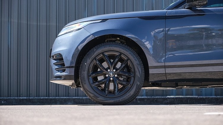 2025 Approved Land Rover Range Rover Velar Varesine Blue P250 Dynamic SE