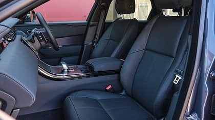 Range Rover Velar 11