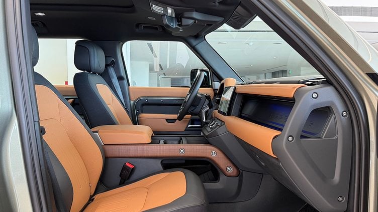 2023 認證中古車 Land Rover Defender 130 (1DJ) 盤古大陸綠 Pangea Green P400 AWD AUTOMATIC MHEV X