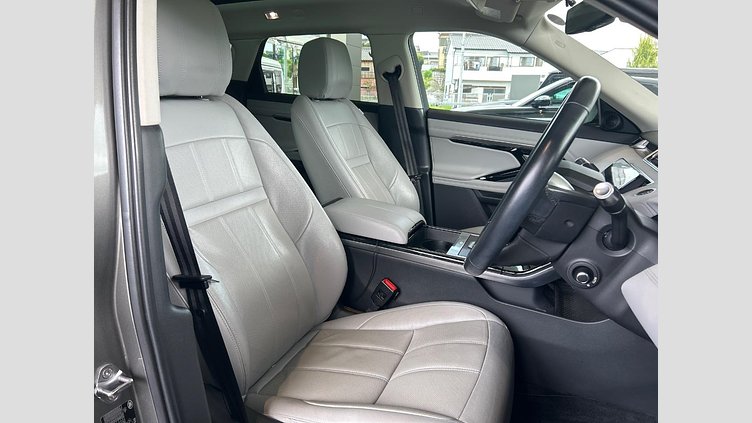 2019 認定中古車 Land Rover Range Rover Evoque シリコンシルバー D180 SE