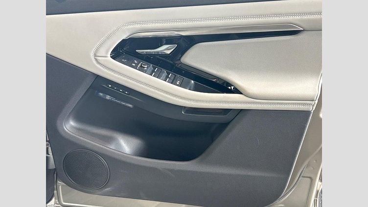 2019 認定中古車 Land Rover Range Rover Evoque シリコンシルバー D180 SE
