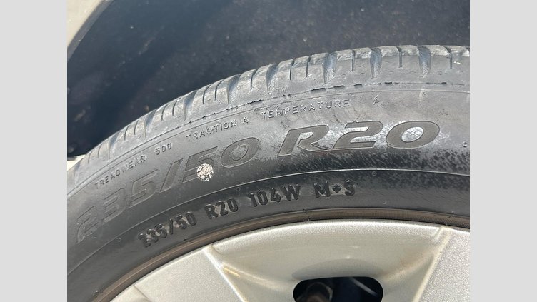 2019 認定中古車 Land Rover Range Rover Evoque シリコンシルバー D180 SE