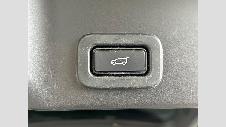 2019 認定中古車 Land Rover Range Rover Evoque シリコンシルバー D180 SE
