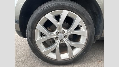 Range Rover Evoque 25