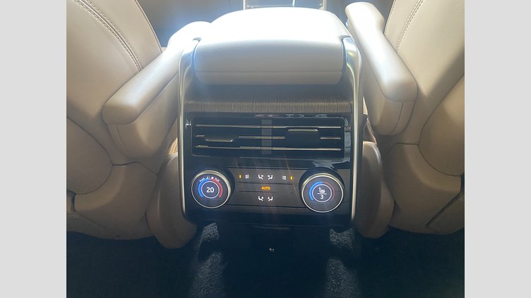 2024 認定中古車 Land Rover Range Rover カルパチアングレイ D350 AWD MHEV（AT） スタンダードホイールベース Autobiography