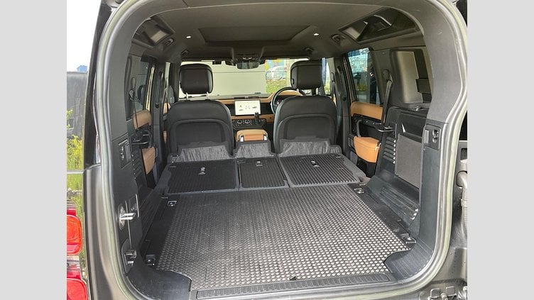 2022 認定中古車 Land Rover Defender 110 カルパチアングレイ D300 AWD（AT） X-DYNAMIC HSE