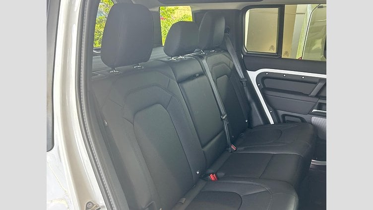 2023 認定中古車 Land Rover Defender 110 フジホワイト D300 AWD（AT） S