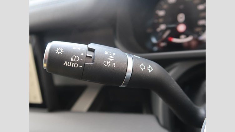 2023 認定中古車 Land Rover Defender 110 フジホワイト D300 AWD（AT） S