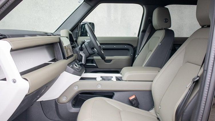 2025 Approved Land Rover Defender 110 Santorini Black 110 D300 X-Dynamic SE