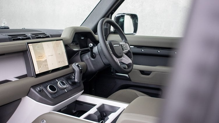 2025 Approved Land Rover Defender 110 Santorini Black 110 D300 X-Dynamic SE