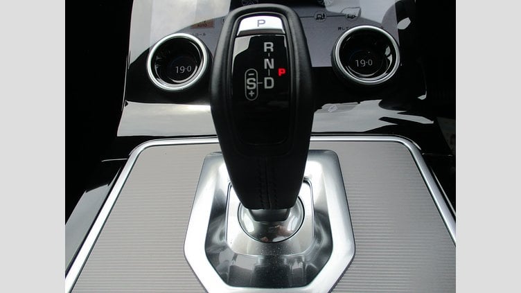 2019 認定中古車 Land Rover Range Rover Evoque フジホワイト P200 S