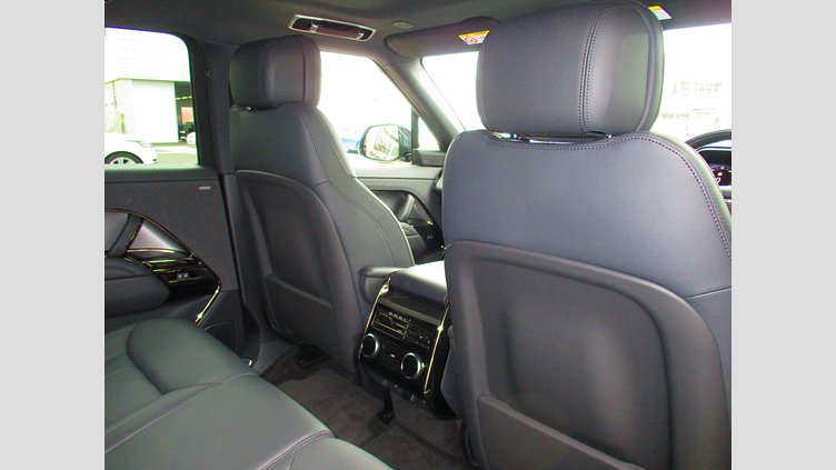 2024 認定中古車 Land Rover Range Rover Sport カルパチアングレイ D300マイルドハイブリッド スタンダードホイールベース Dynamic SE