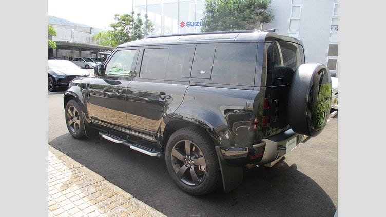 2023 認定中古車 Land Rover Defender 110 サントリーニブラック D300 AWD（AT） X-DYNAMIC HSE