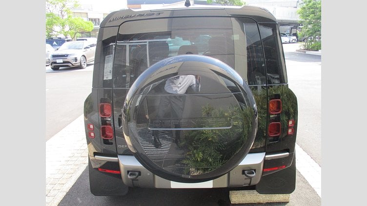 2023 認定中古車 Land Rover Defender 110 サントリーニブラック D300 AWD（AT） X-DYNAMIC HSE