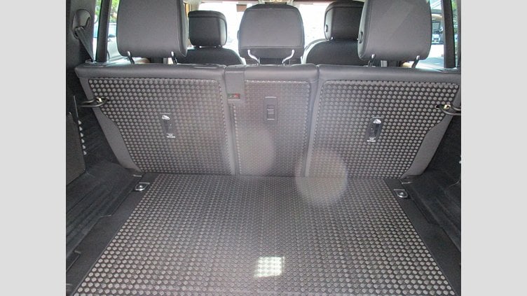 2023 認定中古車 Land Rover Defender 110 サントリーニブラック D300 AWD（AT） X-DYNAMIC HSE