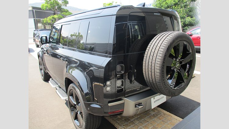 2021 認定中古車 Land Rover Defender 110 サントリーニブラック D300 AWD（AT） X-DYNAMIC SE