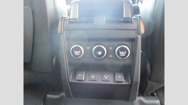 2021 認定中古車 Land Rover Defender 110 サントリーニブラック D300 AWD（AT） X-DYNAMIC SE
