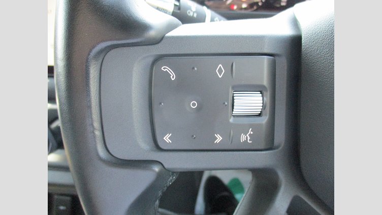2021 認定中古車 Land Rover Defender 110 サントリーニブラック D300 AWD（AT） X-DYNAMIC SE