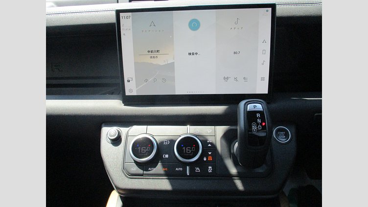 2021 認定中古車 Land Rover Defender 110 サントリーニブラック D300 AWD（AT） X-DYNAMIC SE