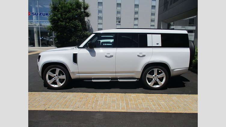 2022 認定中古車 Land Rover Defender 130 フジホワイト D300 AWD AUTOMATIC MHEV FIRST EDITION
