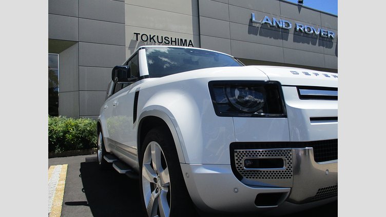 2022 認定中古車 Land Rover Defender 130 フジホワイト D300 AWD AUTOMATIC MHEV FIRST EDITION