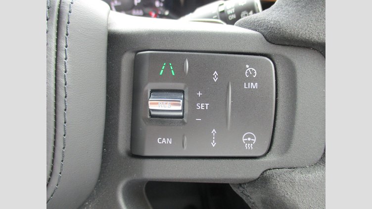 2024 認定中古車 Land Rover Defender 110 カルパチアングレイ P525 AWD (AT) V8