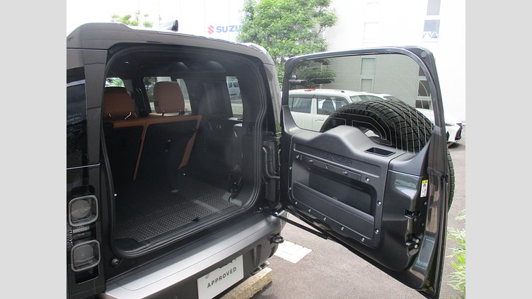 2024 認定中古車 Land Rover Defender 110 カルパチアングレイ P525 AWD (AT) V8