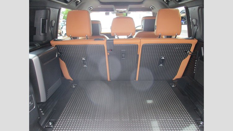 2024 認定中古車 Land Rover Defender 110 カルパチアングレイ P525 AWD (AT) V8