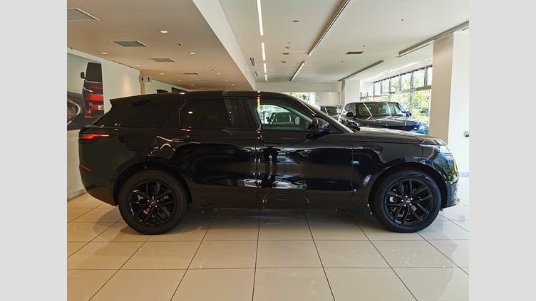 2024 認定中古車 Land Rover Range Rover Velar サントリーニブラック D200マイルドハイブリッド（ディーゼル） スタンダードホイールベース Dynamic SE
