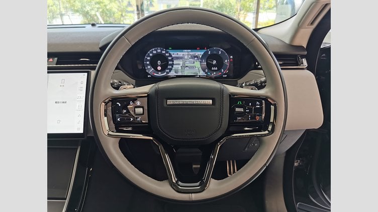 2024 認定中古車 Land Rover Range Rover Velar サントリーニブラック D200マイルドハイブリッド（ディーゼル） スタンダードホイールベース Dynamic SE
