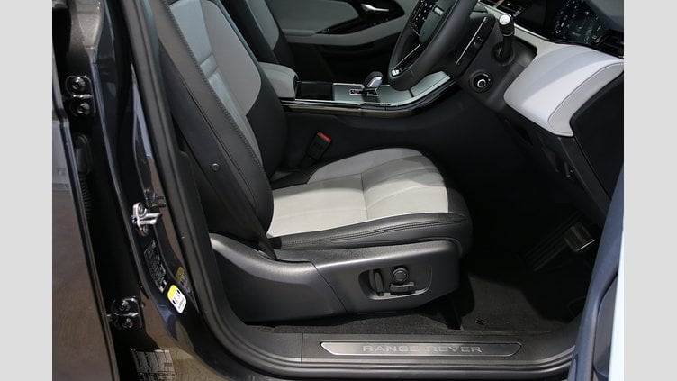 2024 認定中古車 Land Rover Range Rover Evoque カルパチアングレイ P200（ガソリン） スタンダードホイールベース DYNAMIC SE