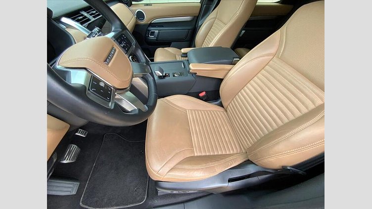 2023 Approved Land Rover Discovery Silicon Silver auto METROPOLITAN EDITION 